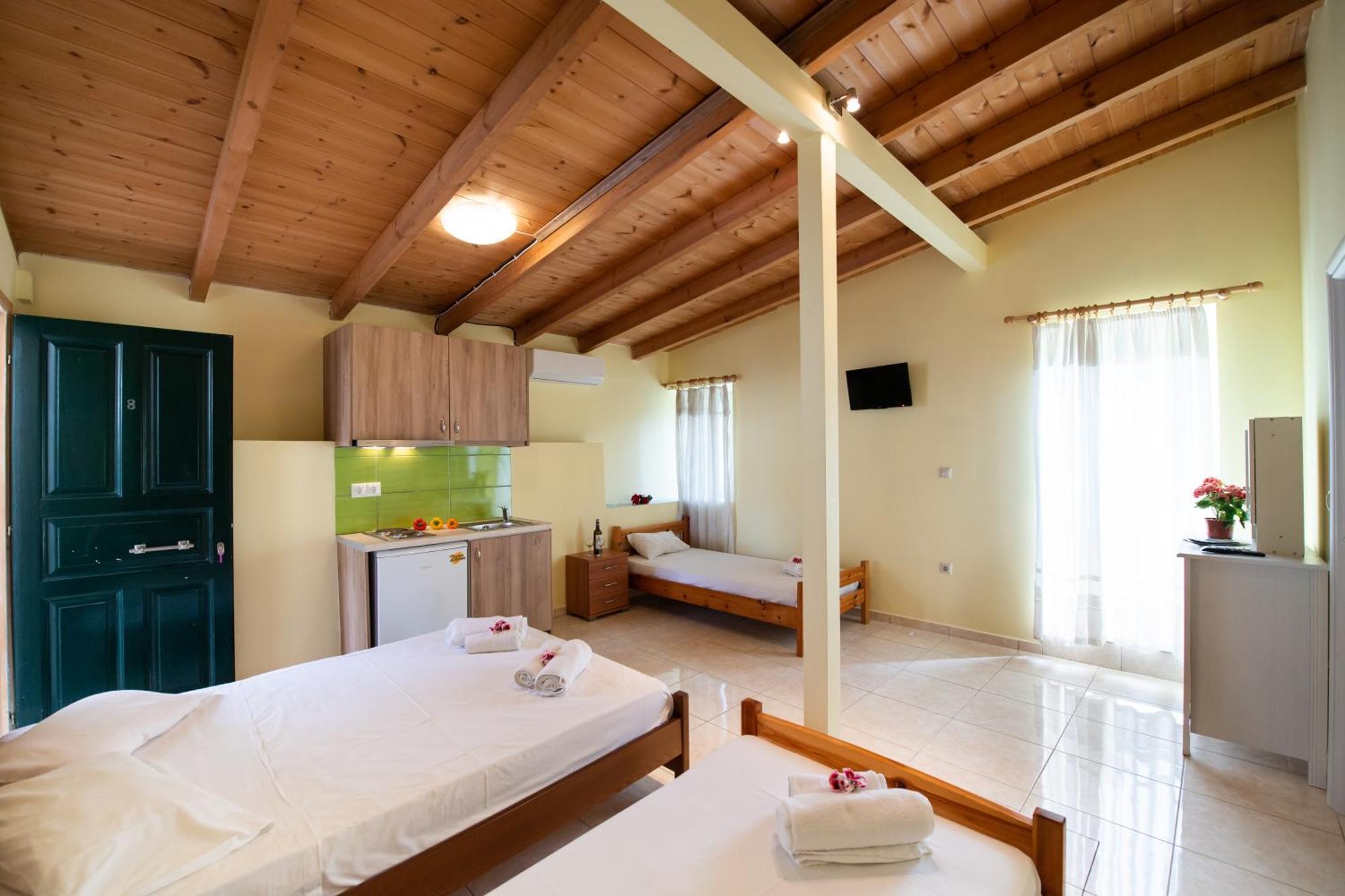 Mediterraneo Studios Vasiliki  Ngoại thất bức ảnh